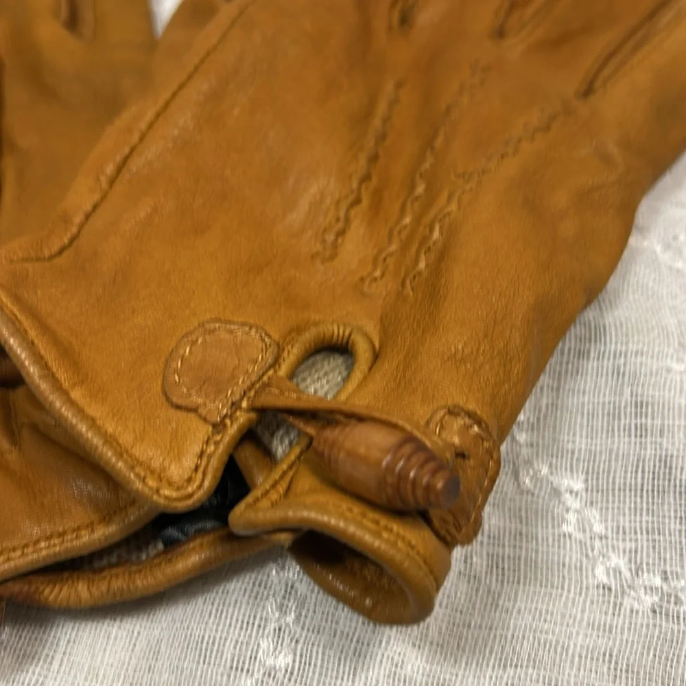 Genuine deerskin gloves